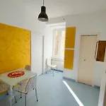 Sunflower شقة ترييستي
