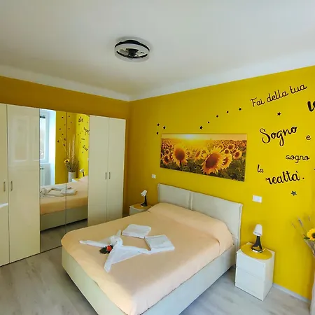 Apartamento Sunflower Trieste